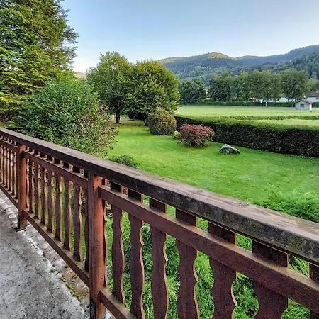 4 Bedroom Stunning In Saulxures-sur-moselott Ferienhaus Saulxures-sur-Moselotte