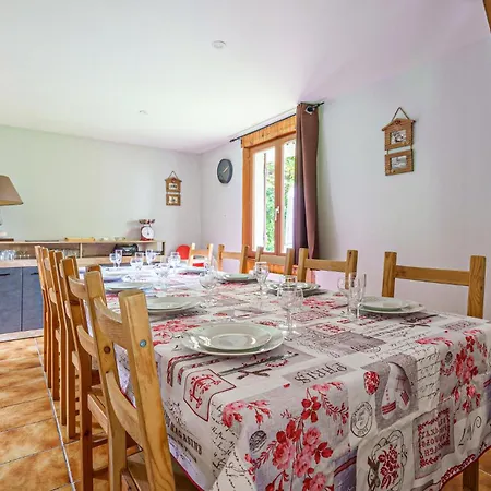 4 Bedroom Stunning In Saulxures-sur-moselott Ferienhaus